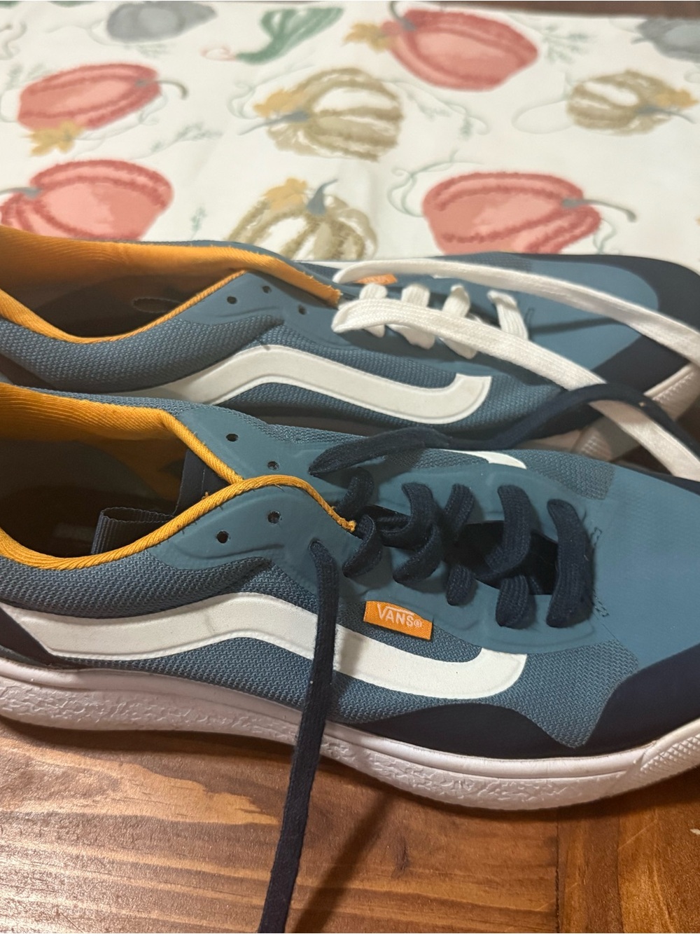 Vans Men’s Teal/White Low-Top Sneakers with Yellow Trim